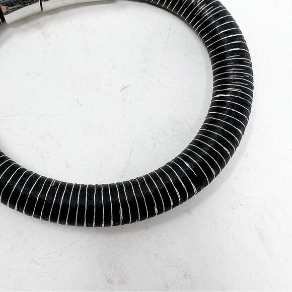 SATYA Black Medal Bangle with Silver Tone Magnetic Closure - Picture 4 of 5